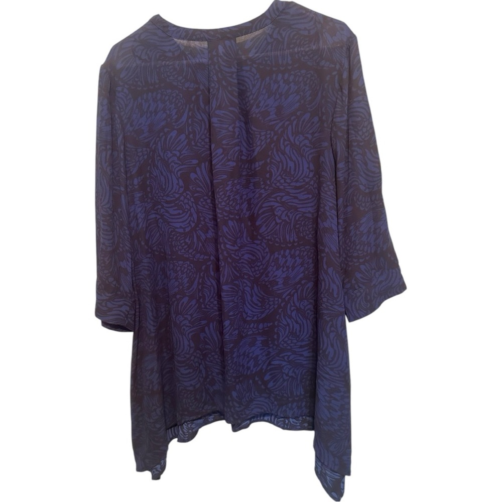 Torrid Navy Blue Patterned Blouse - image 4